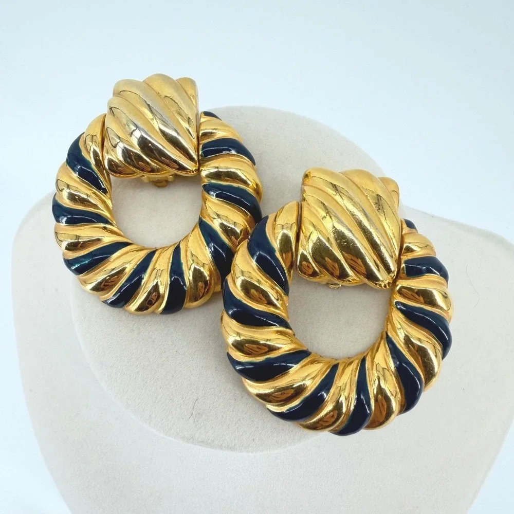 Vintage Gold Tone Navy Enamel Twisted Door Knocker‎ Clip On Statement Earrings
